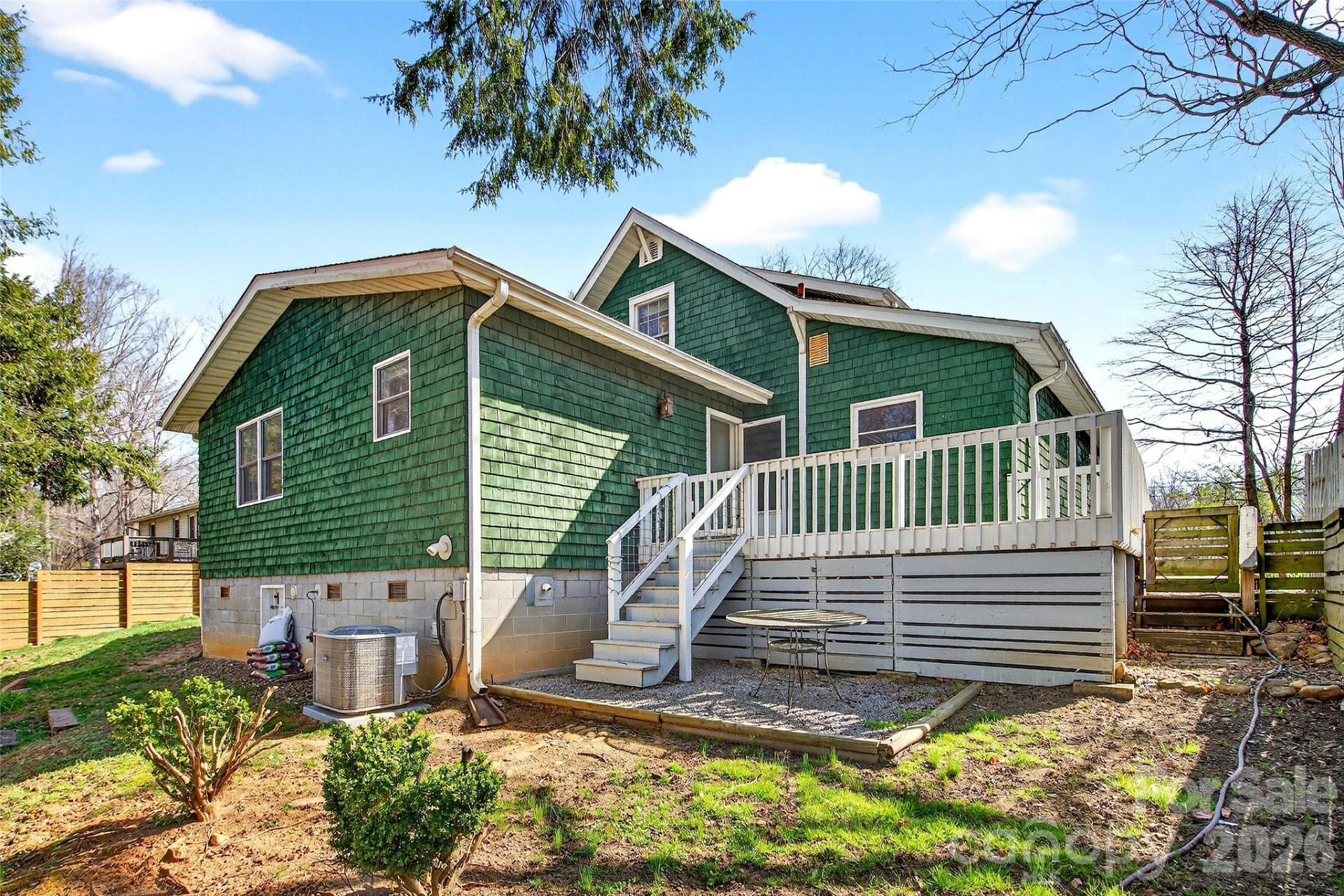 109 Eastwood Avenue - Photo 5