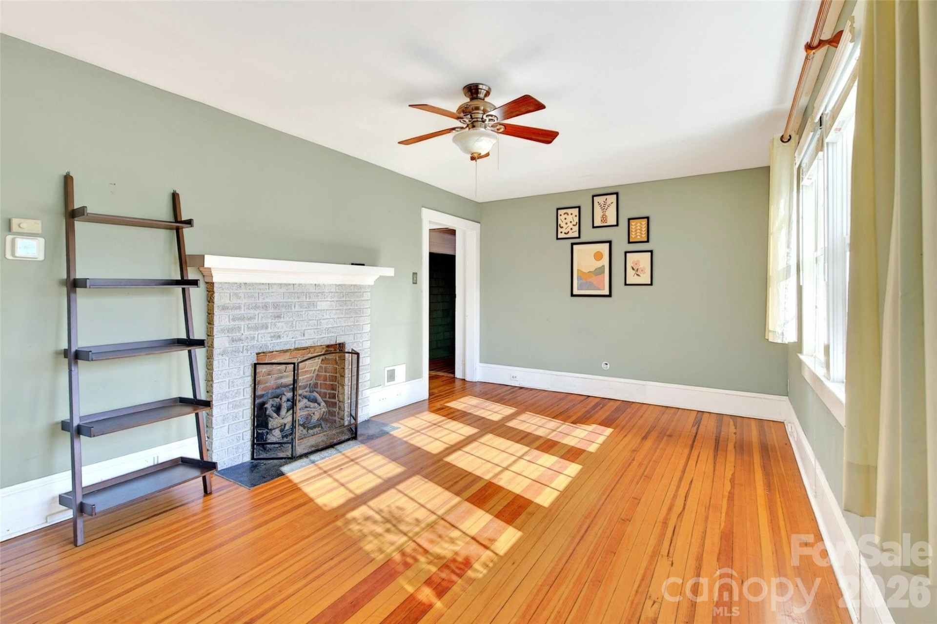 109 Eastwood Avenue - Photo 9