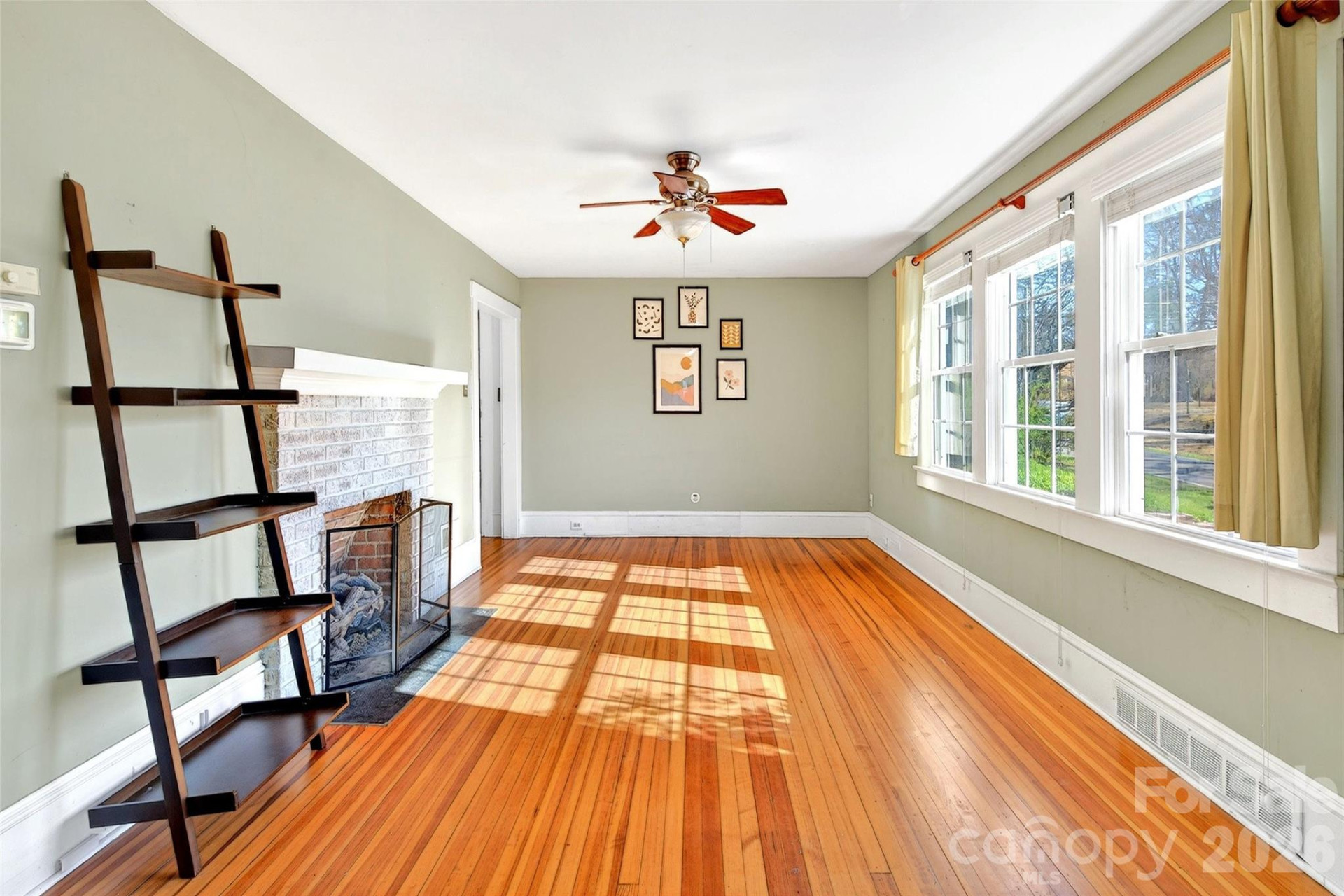 109 Eastwood Avenue - Photo 10