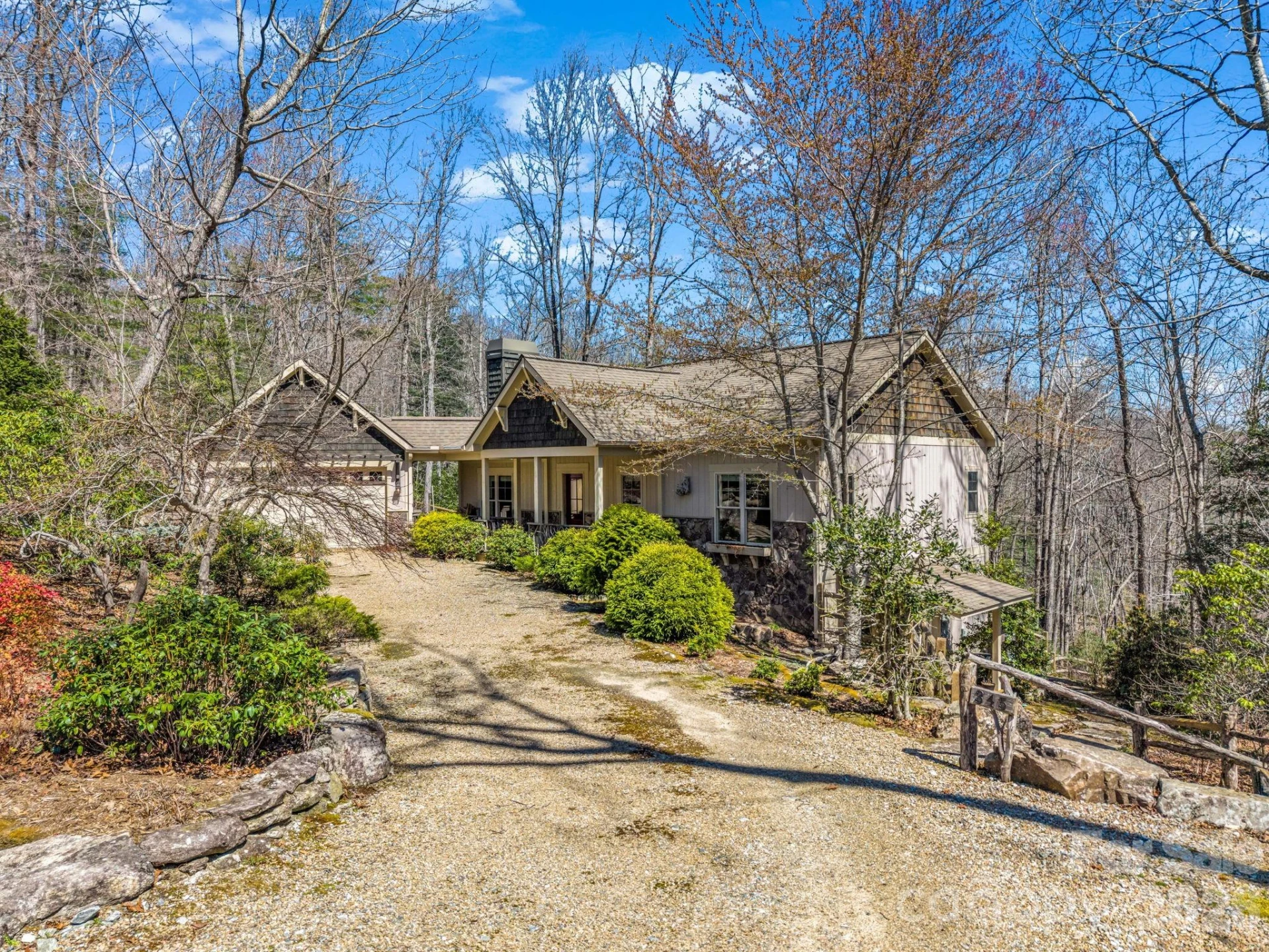 345 Juniper Lane
