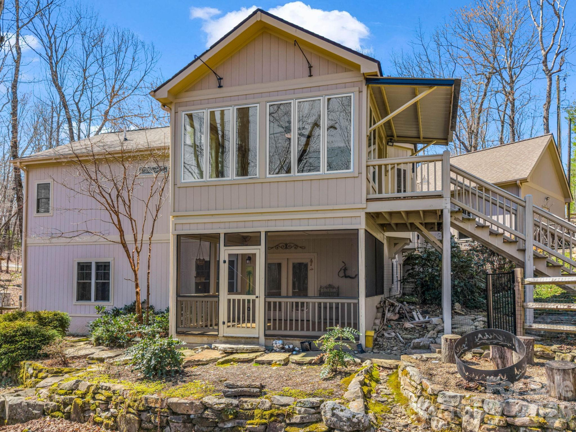 345 Juniper Lane - Photo 3