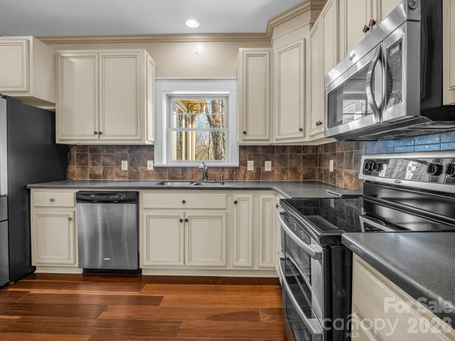 345 Juniper Lane - Photo 22