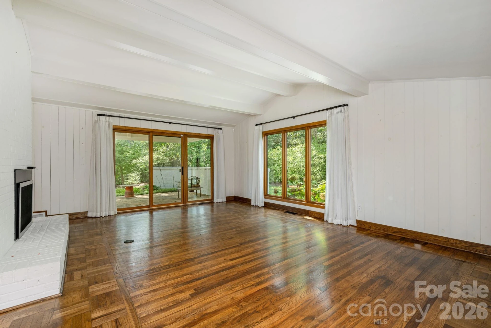 28 Forest Road - Photo 8