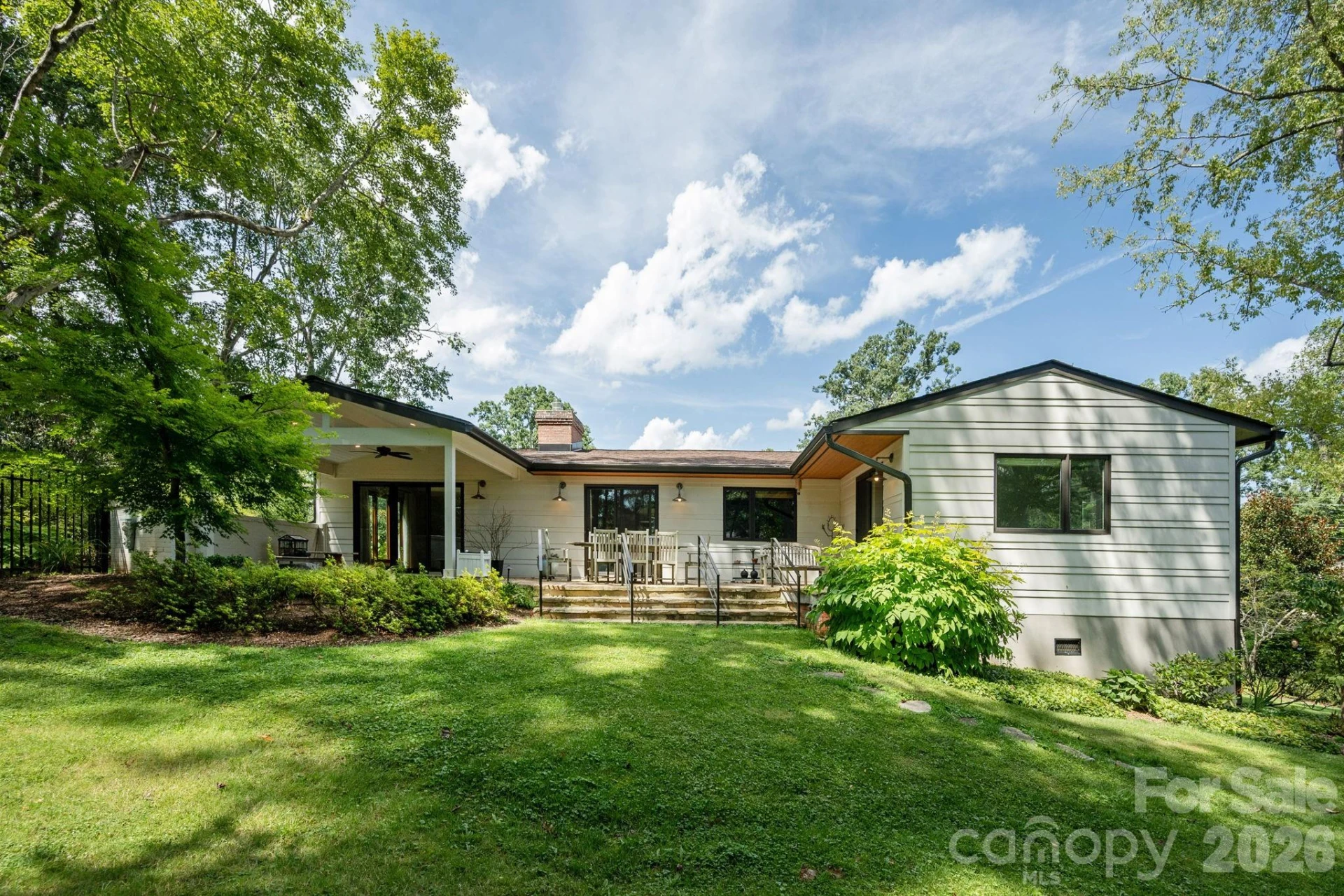 28 Forest Road - Photo 42