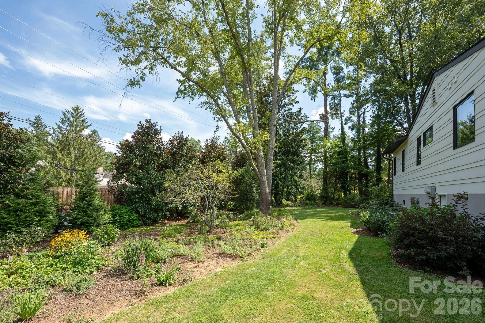 28 Forest Road - Photo 43
