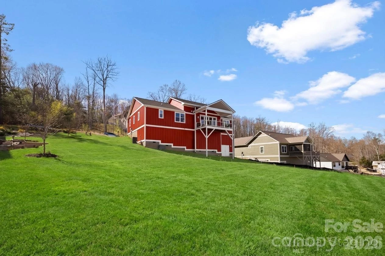 68 Carrie Drive - Photo 2