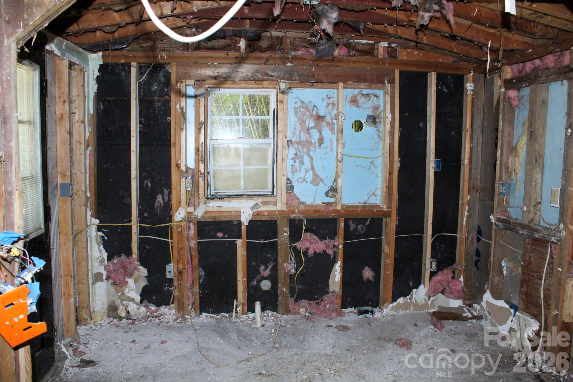 1293 Lake Logan Road - Photo 36