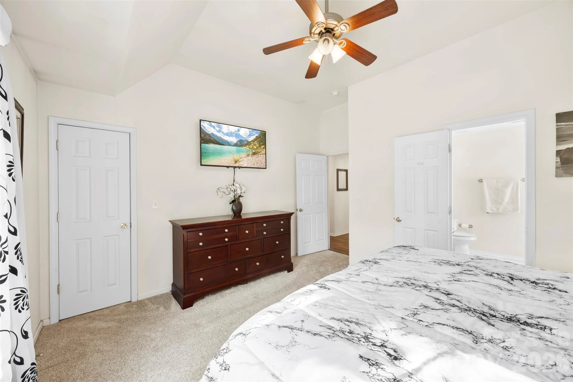 624 Cliffs Inn Circle - Photo 15