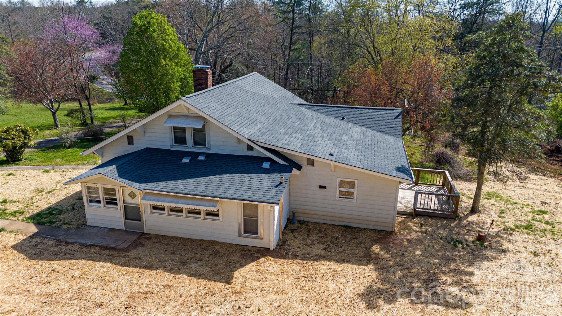 761 Amherst Road - Photo 4