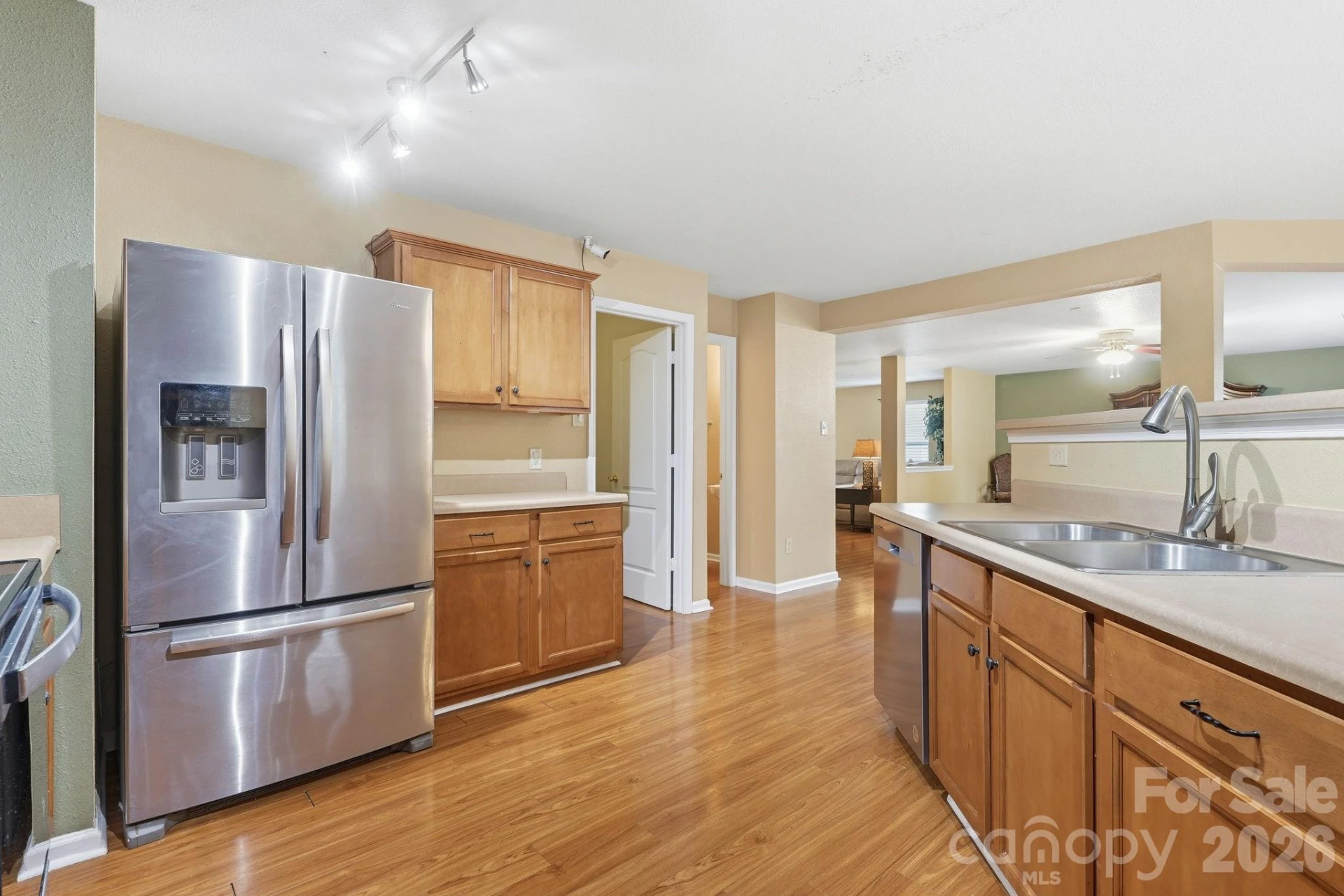 3906 Shasta Circle - Photo 9