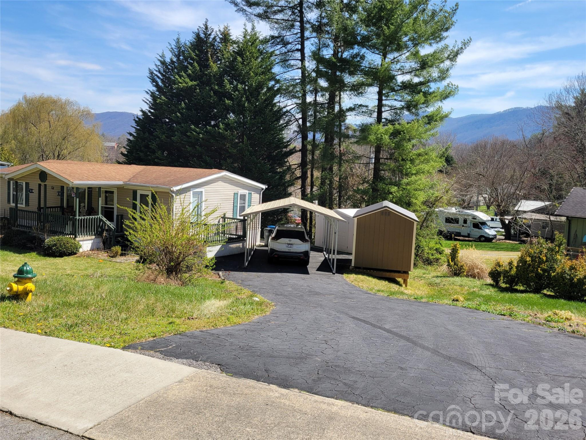 323 4th Street - Photo 2