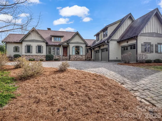 565 Chestertown Drive, Mill Spring, NC, 28756