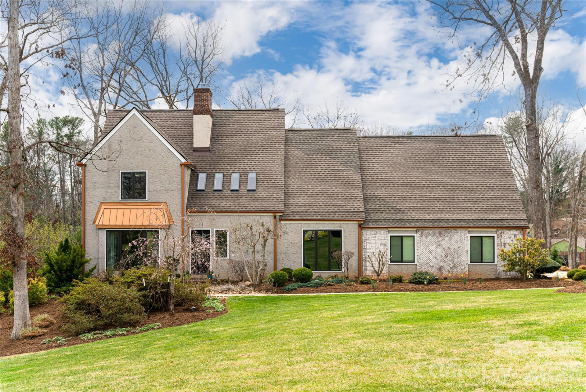 210 Wildflower Road - Photo 2