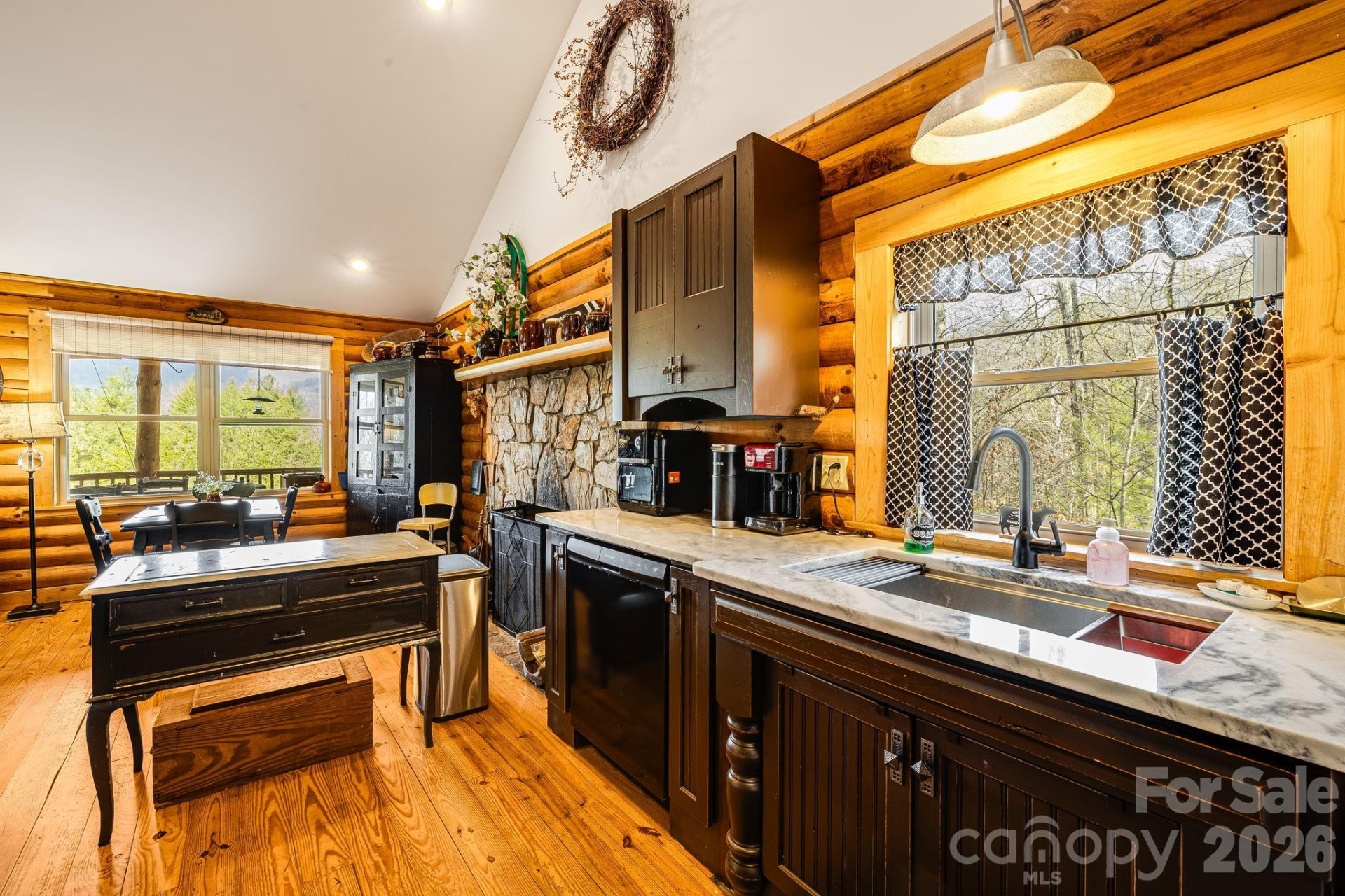 409 Hamlet Drive - Photo 5