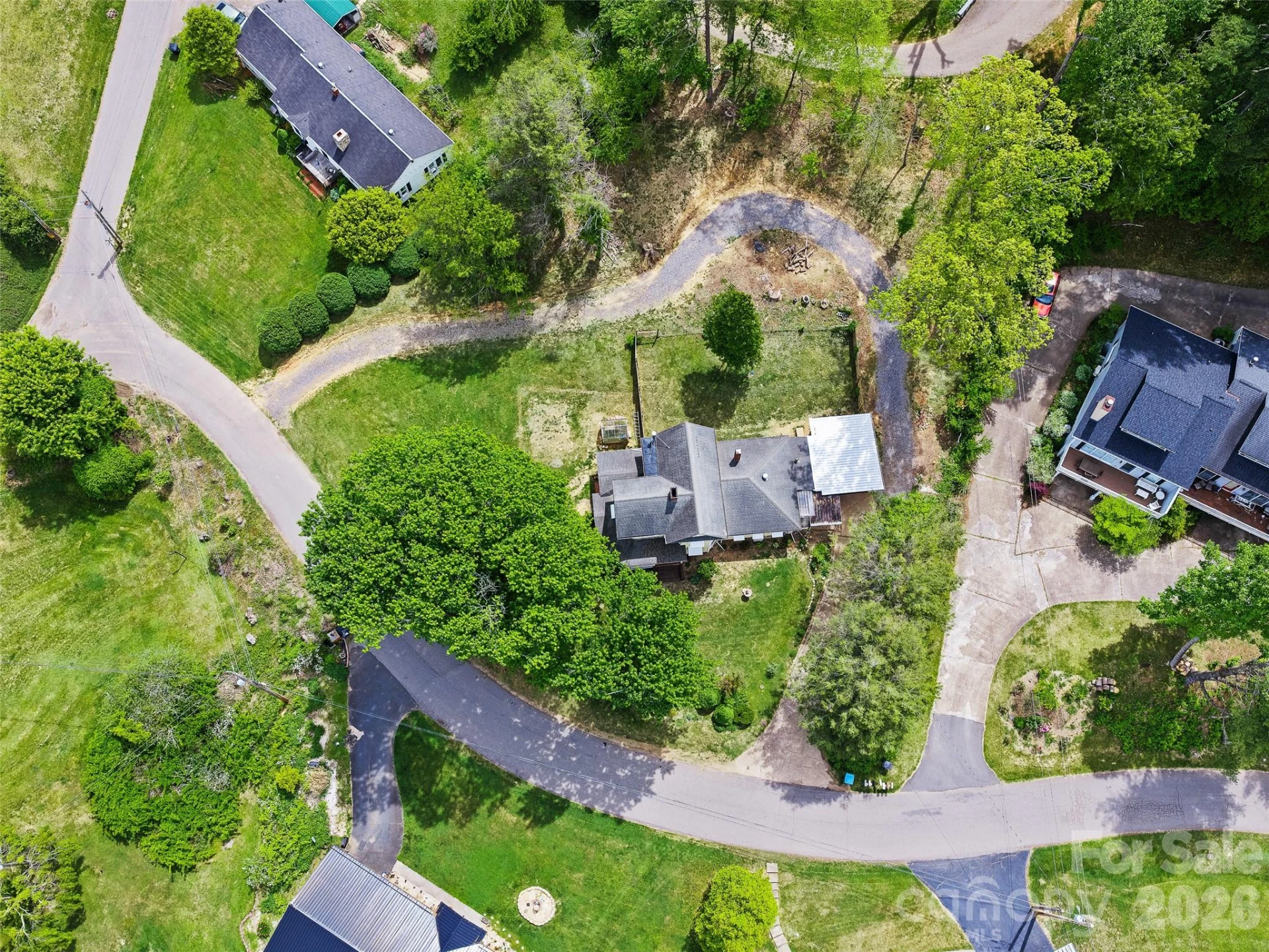 309 Hillside Drive - Photo 36