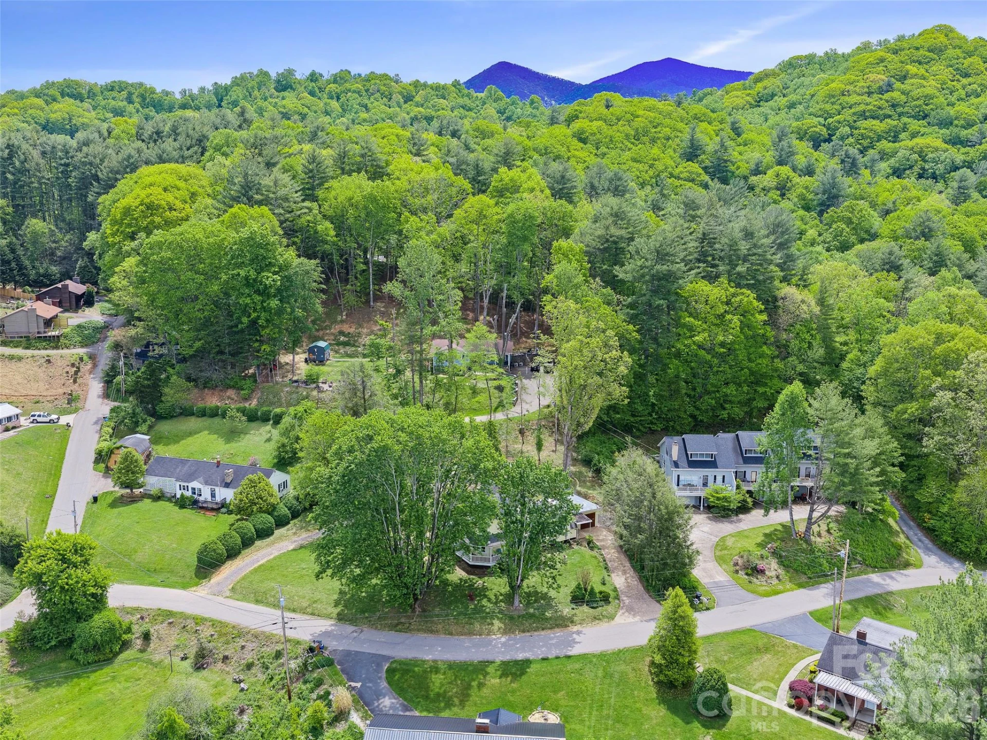 309 Hillside Drive - Photo 40