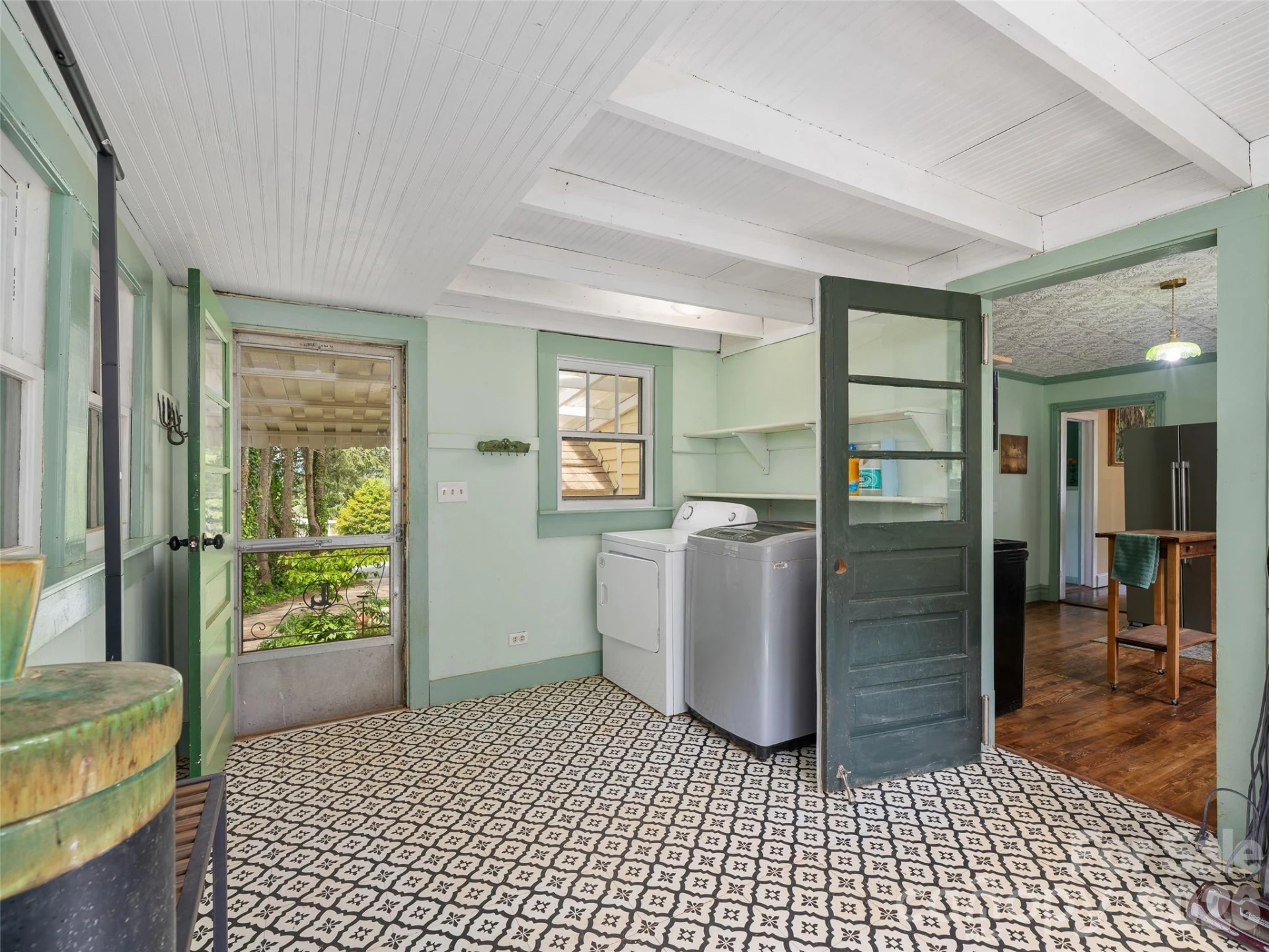 309 Hillside Drive - Photo 10