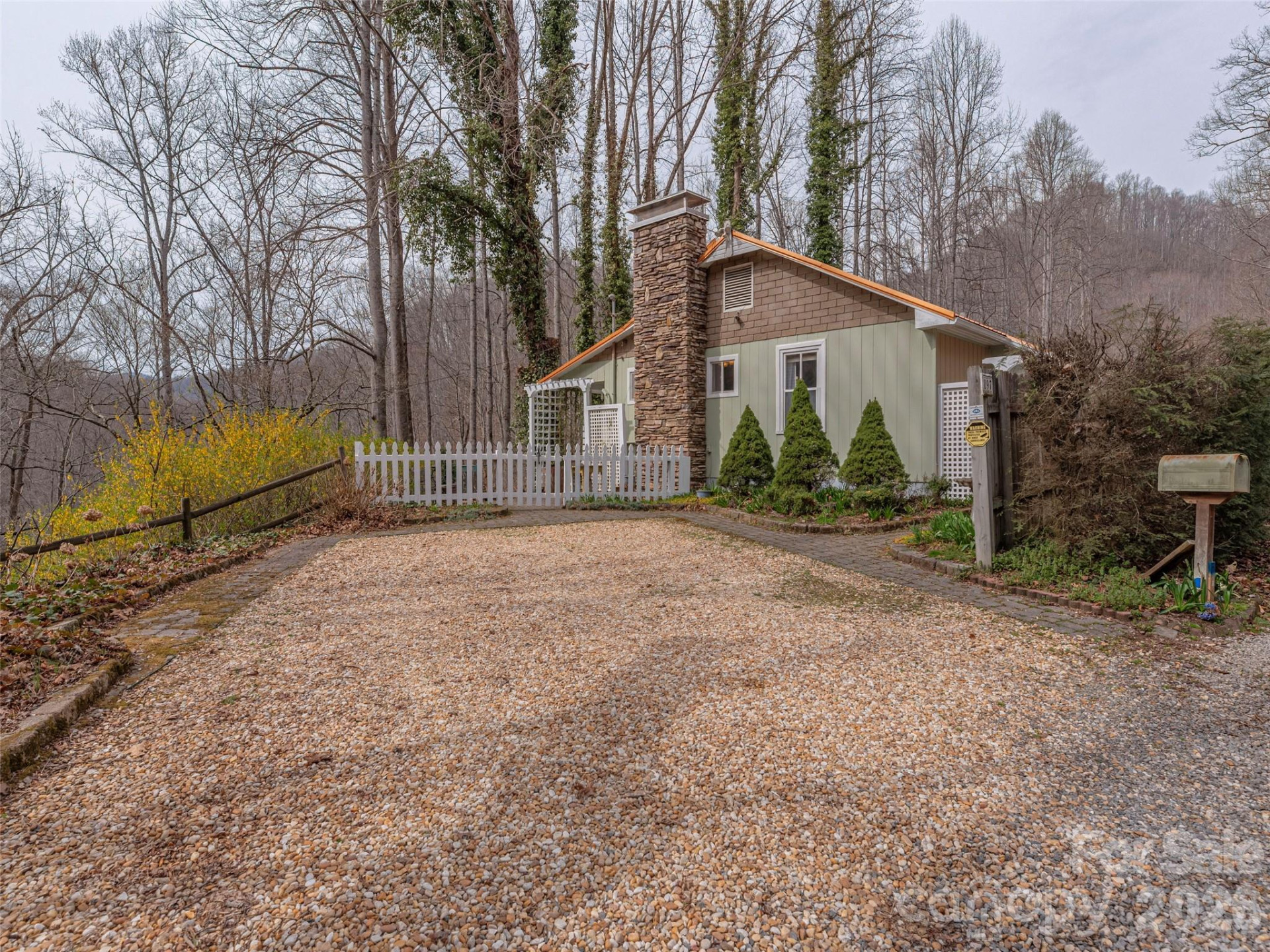 897 Dark Ridge Road - Photo 37