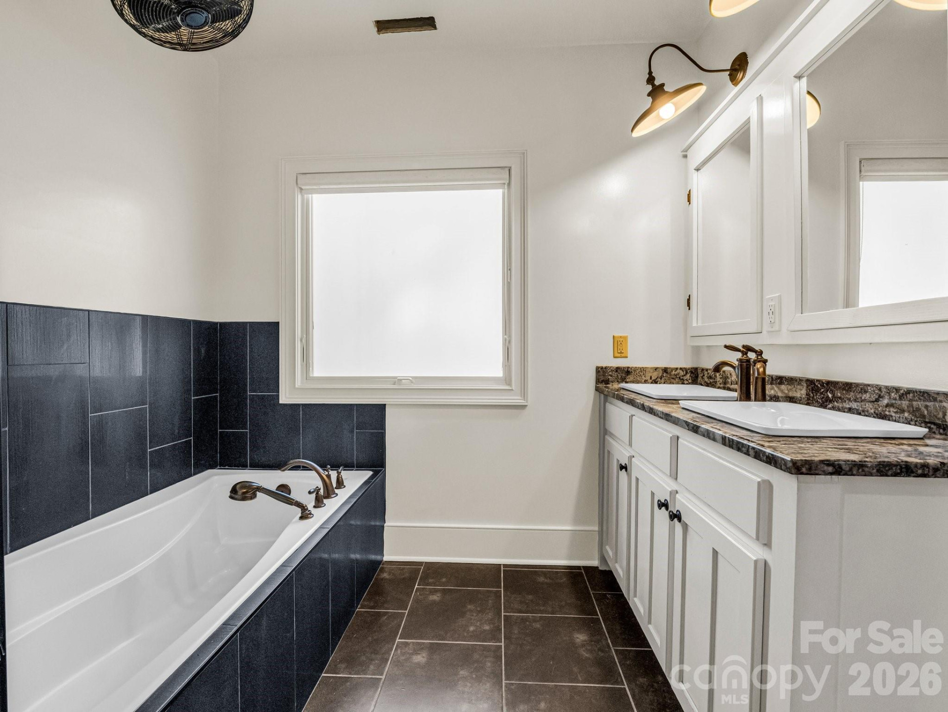 268 Firefly Cove - Photo 24
