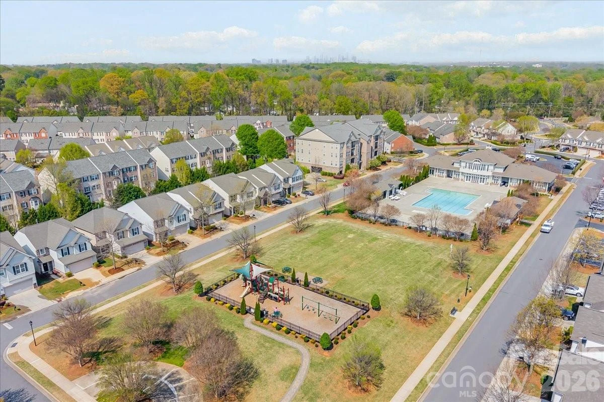 2419 Diplomat Lane - Photo 34
