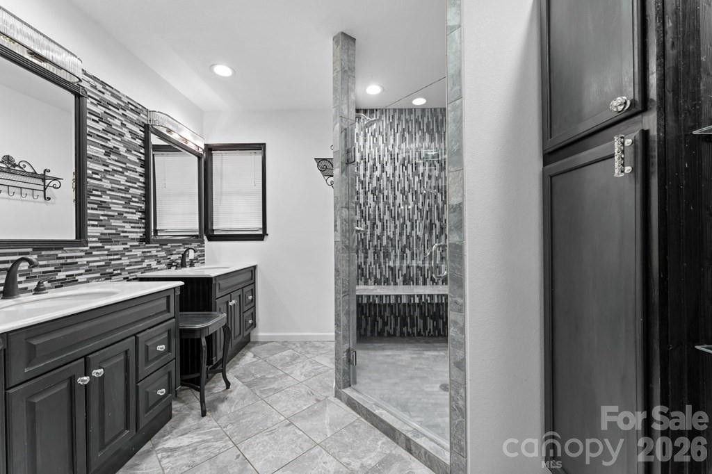 44 Ellistone Court - Photo 30