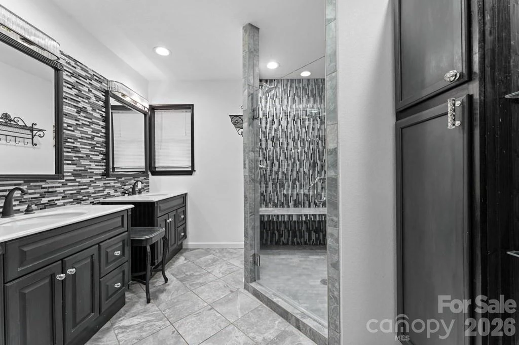 44 Ellistone Court - Photo 30