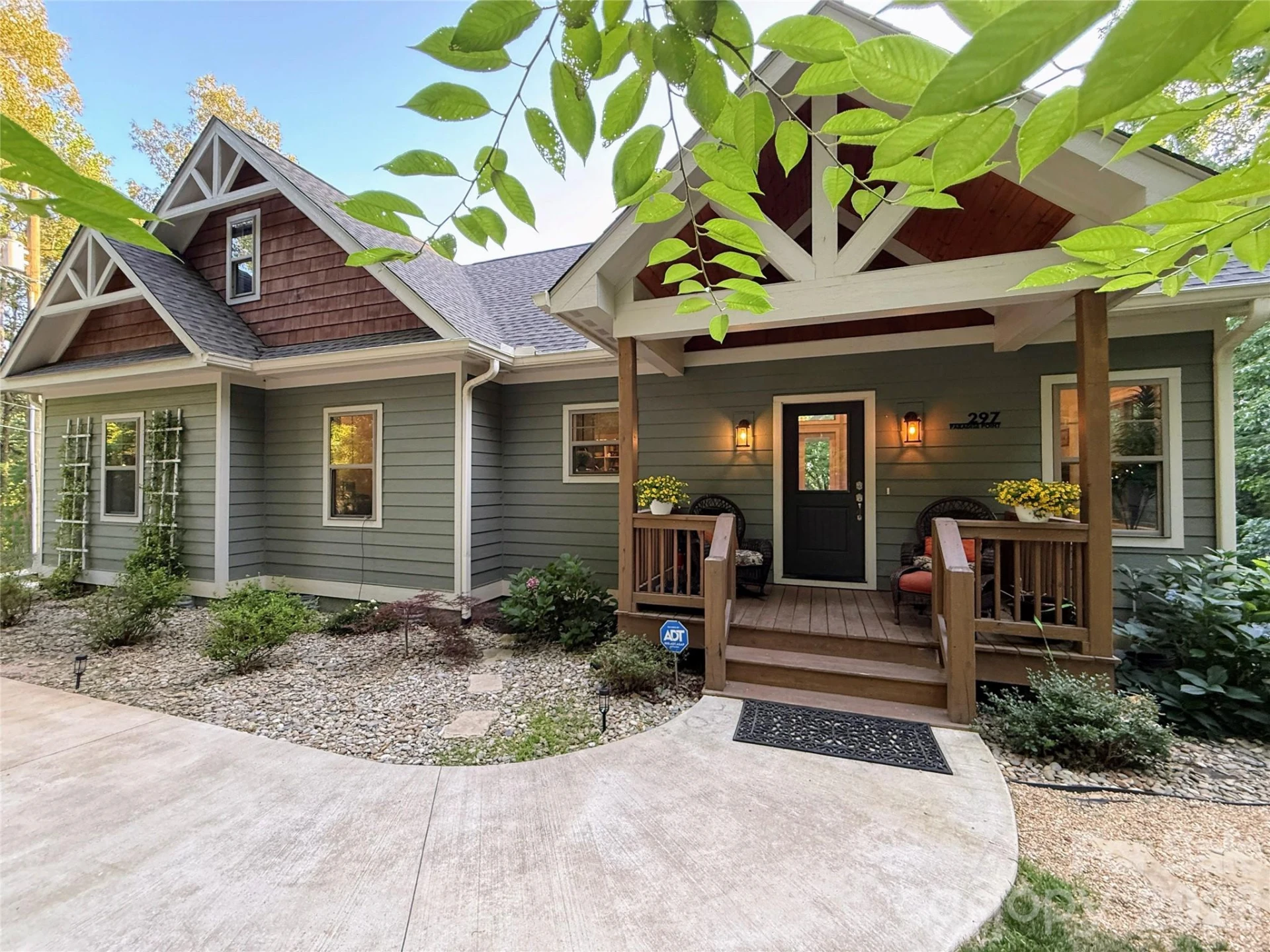 297 Paradise Point - Photo 11