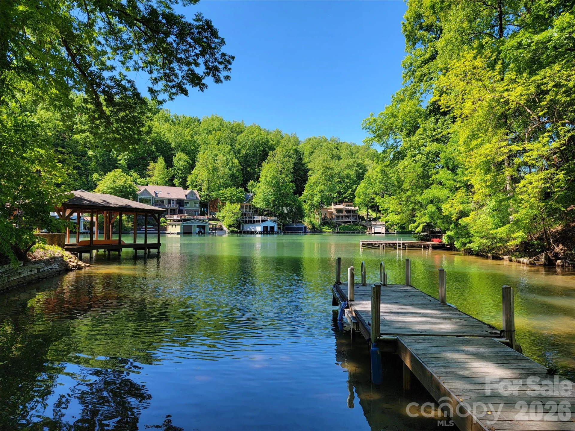 297 Paradise Point - Photo 3