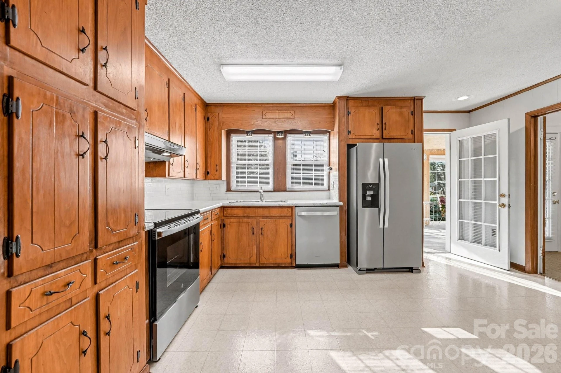 614 Ridge Avenue - Photo 11