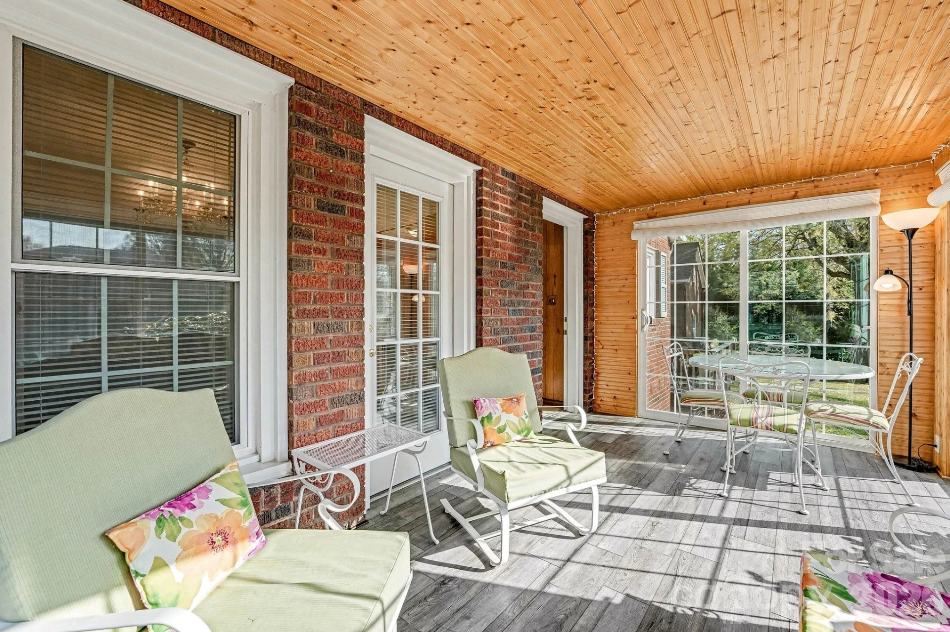 614 Ridge Avenue - Photo 16