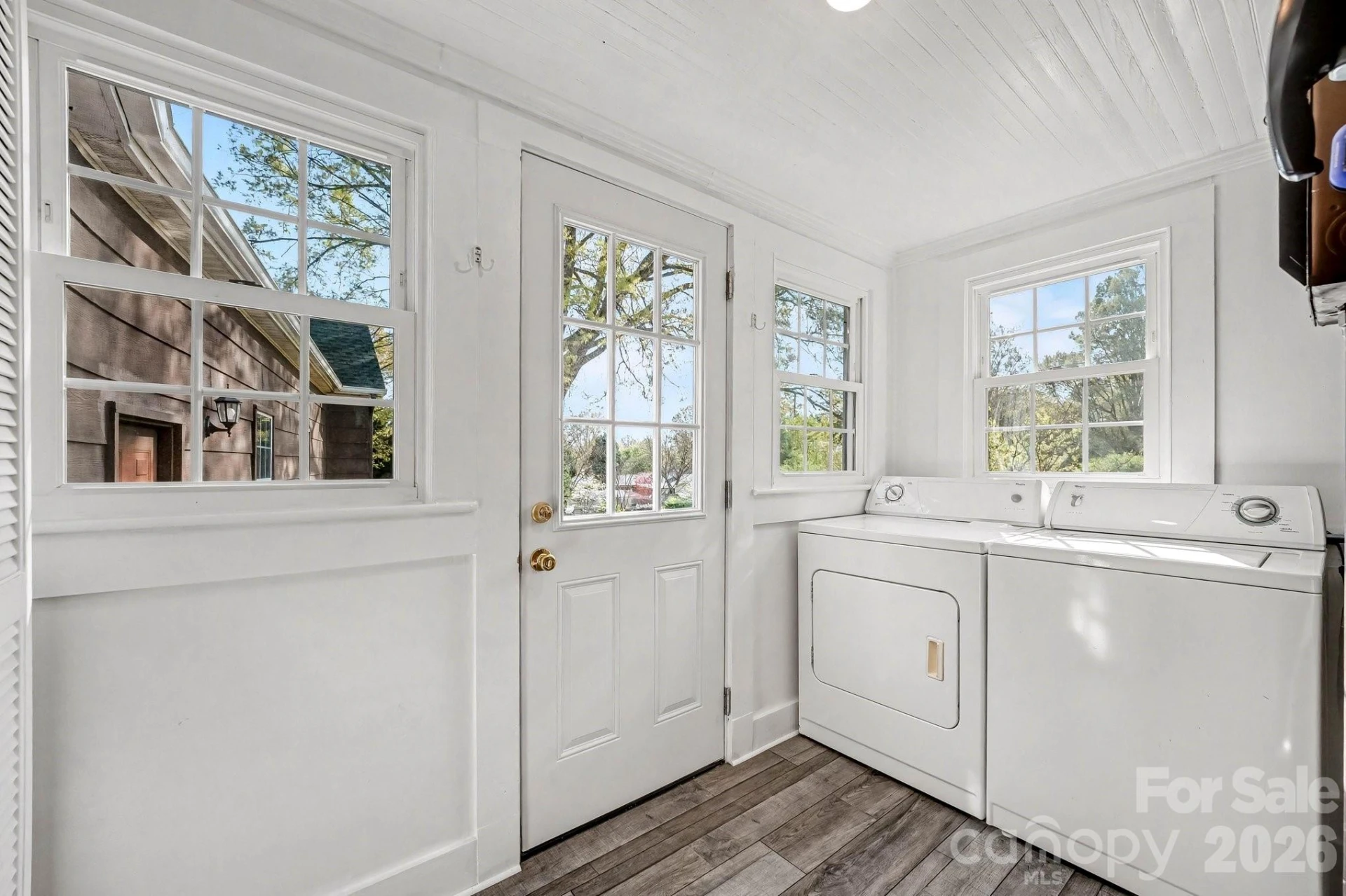 614 Ridge Avenue - Photo 17