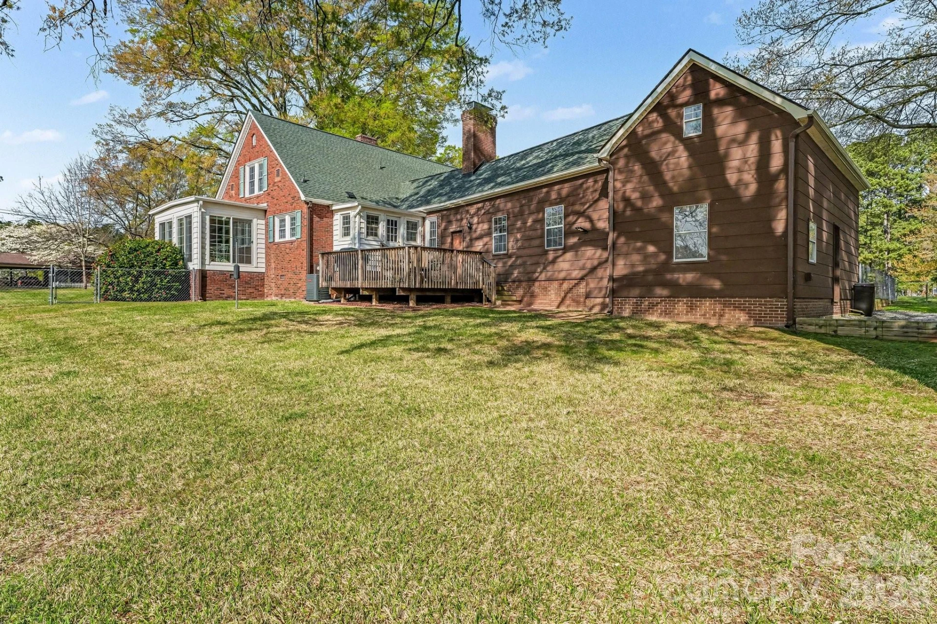 614 Ridge Avenue - Photo 5