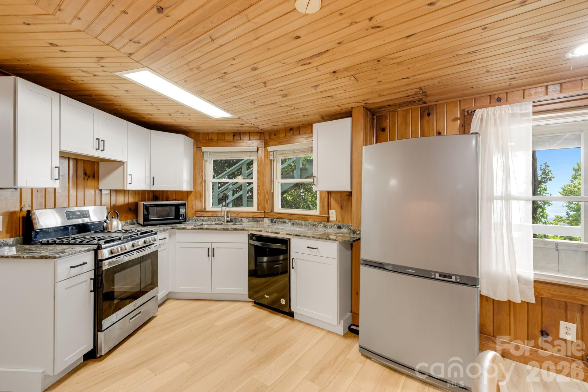 203 Laurel Lane - Photo 37