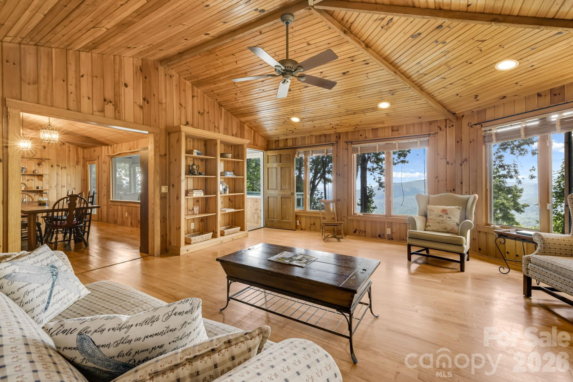 203 Laurel Lane - Photo 5