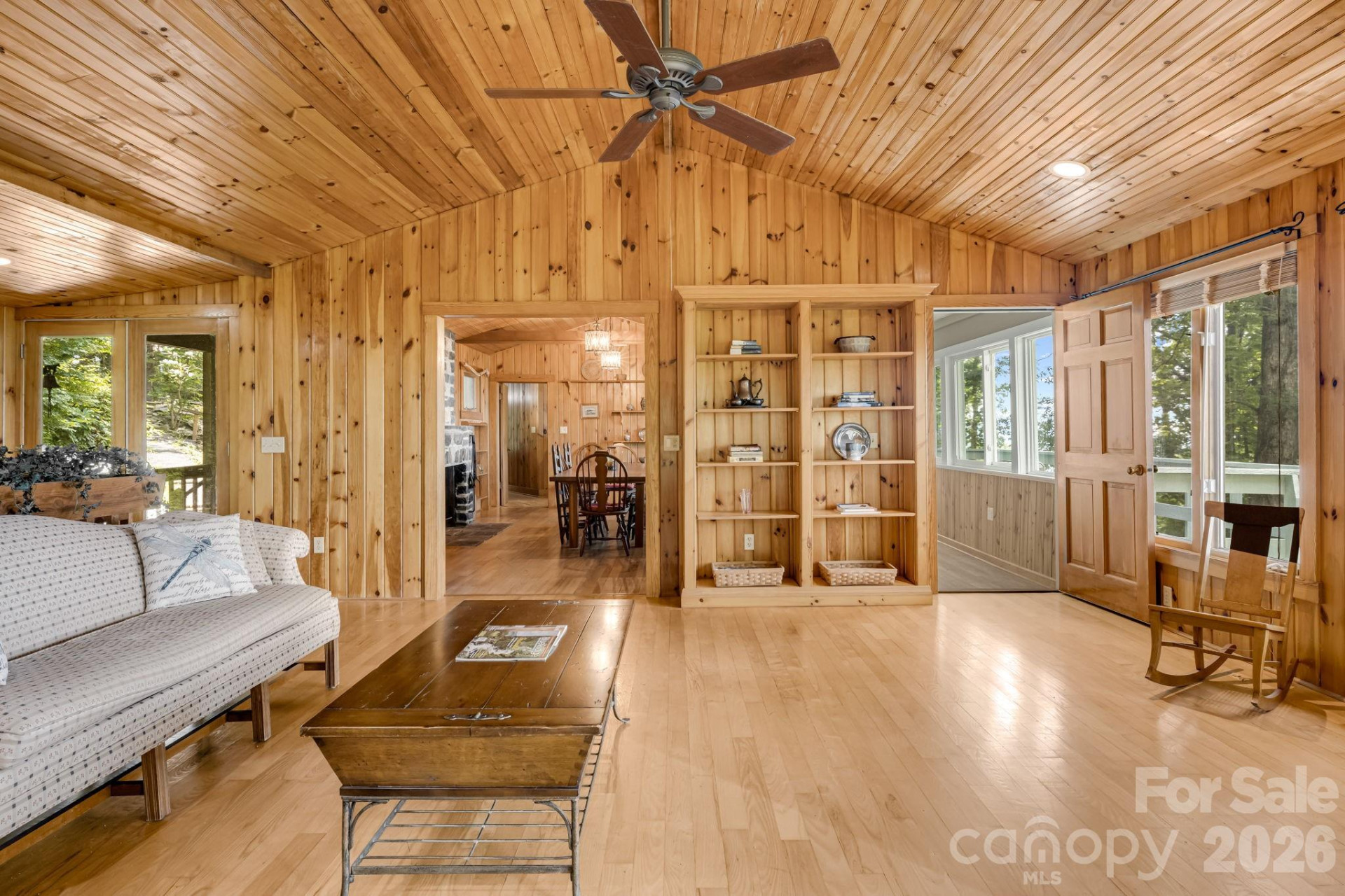 203 Laurel Lane - Photo 9