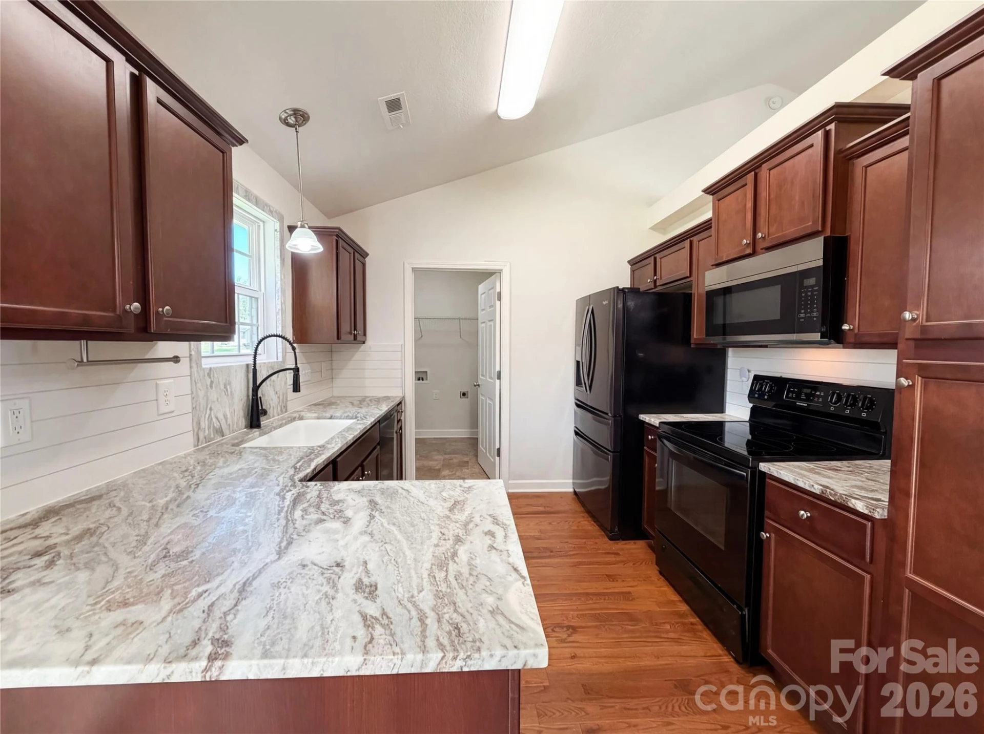 307 Rhea Road - Photo 2