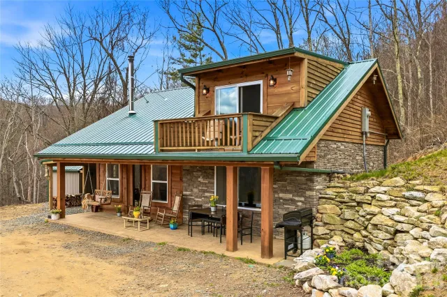 131 White Oak Way, Hot Springs, NC, 28743