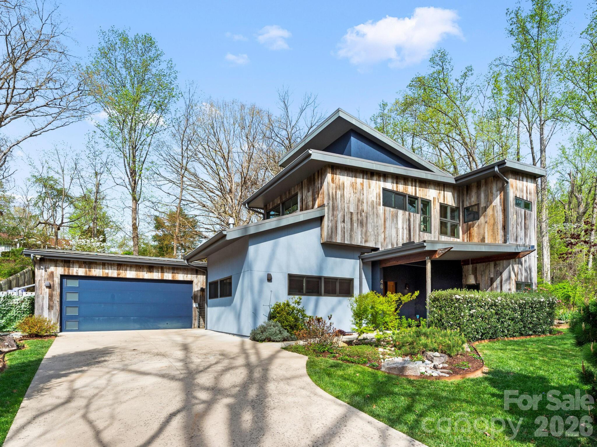 46 Pinecroft Road