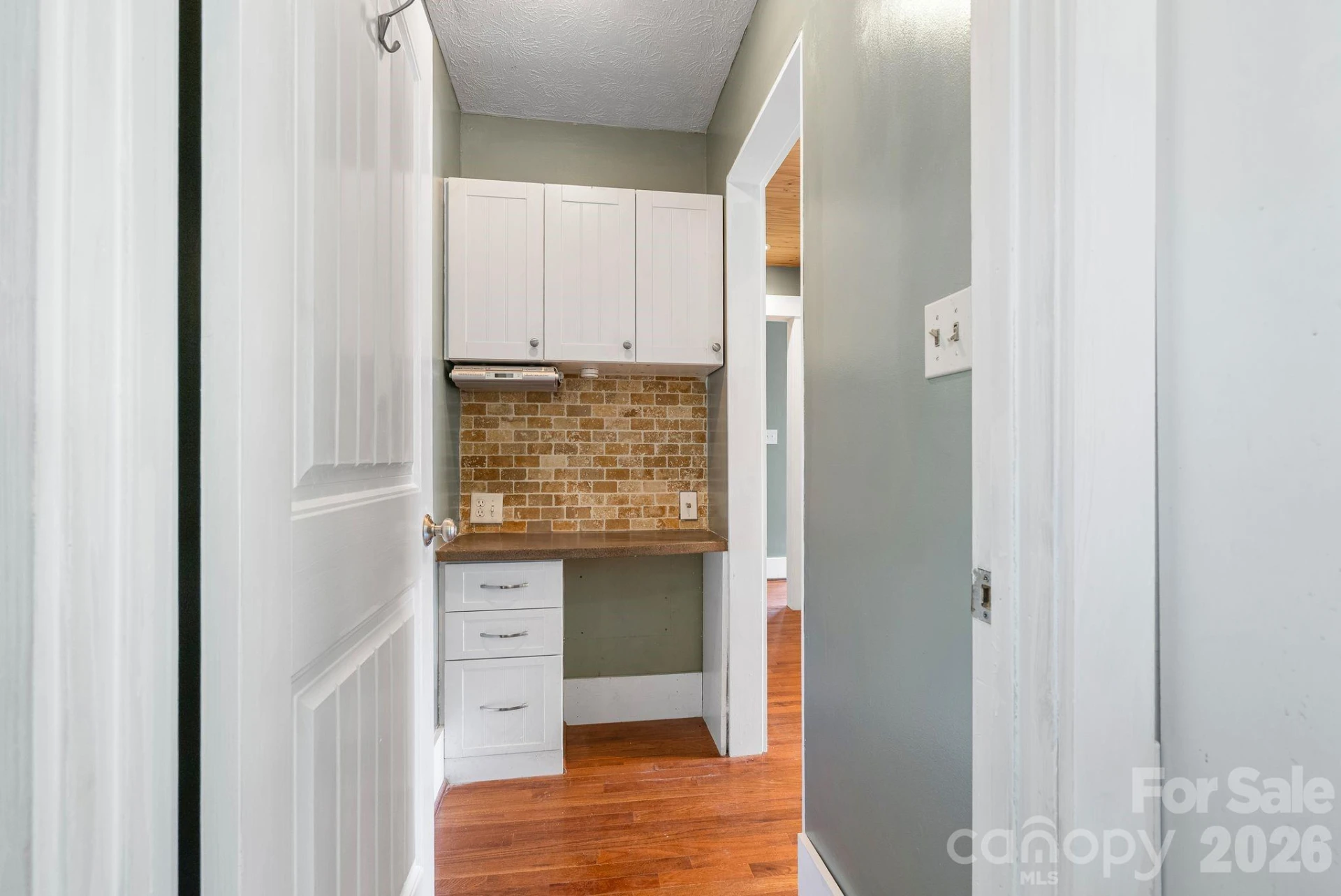 93 English Drive - Photo 12