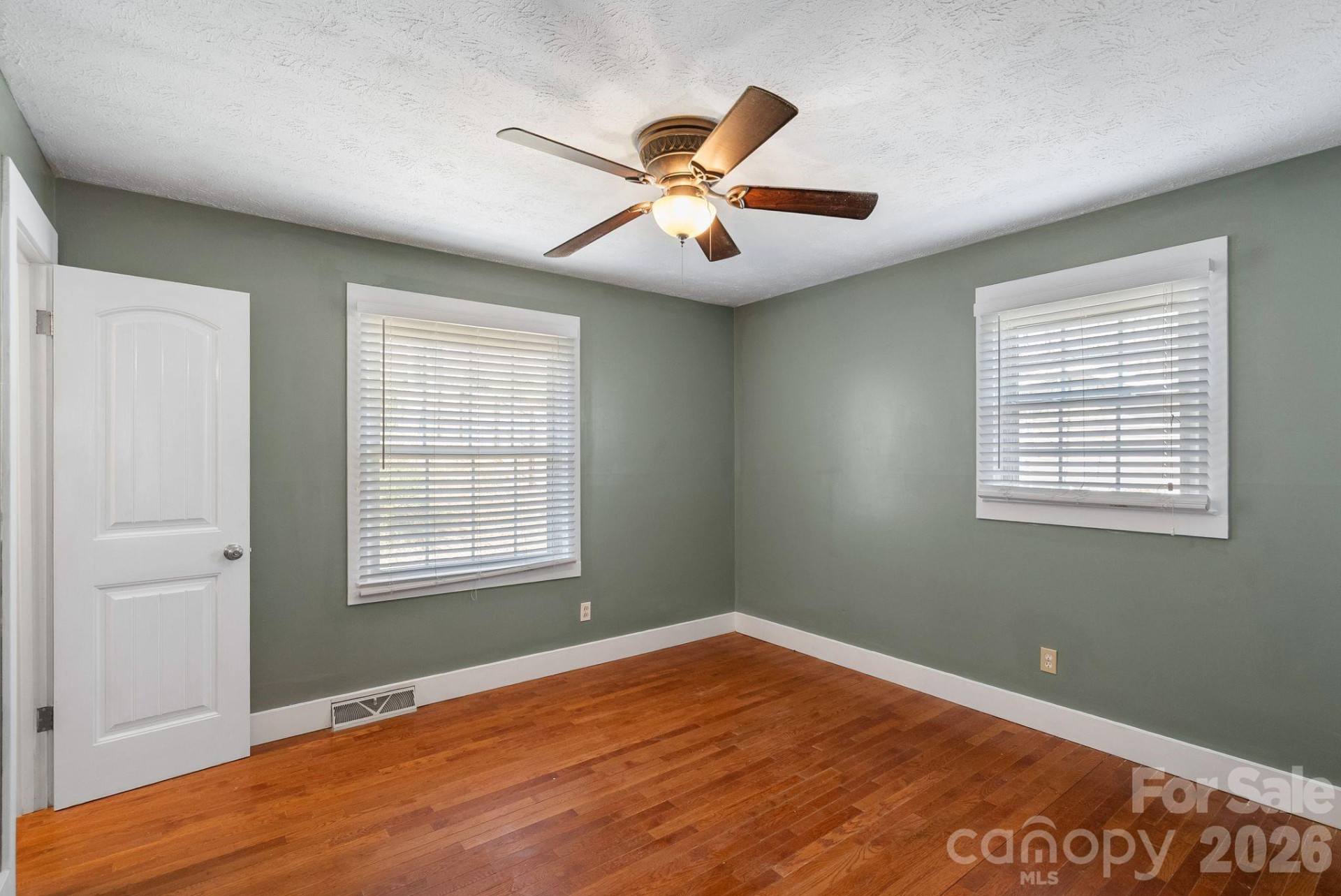93 English Drive - Photo 17