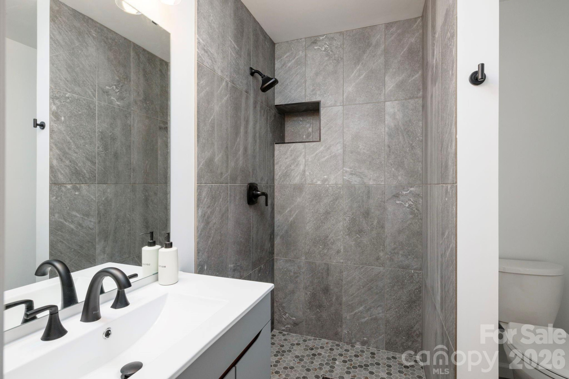 19 Wentworth Avenue - Photo 18
