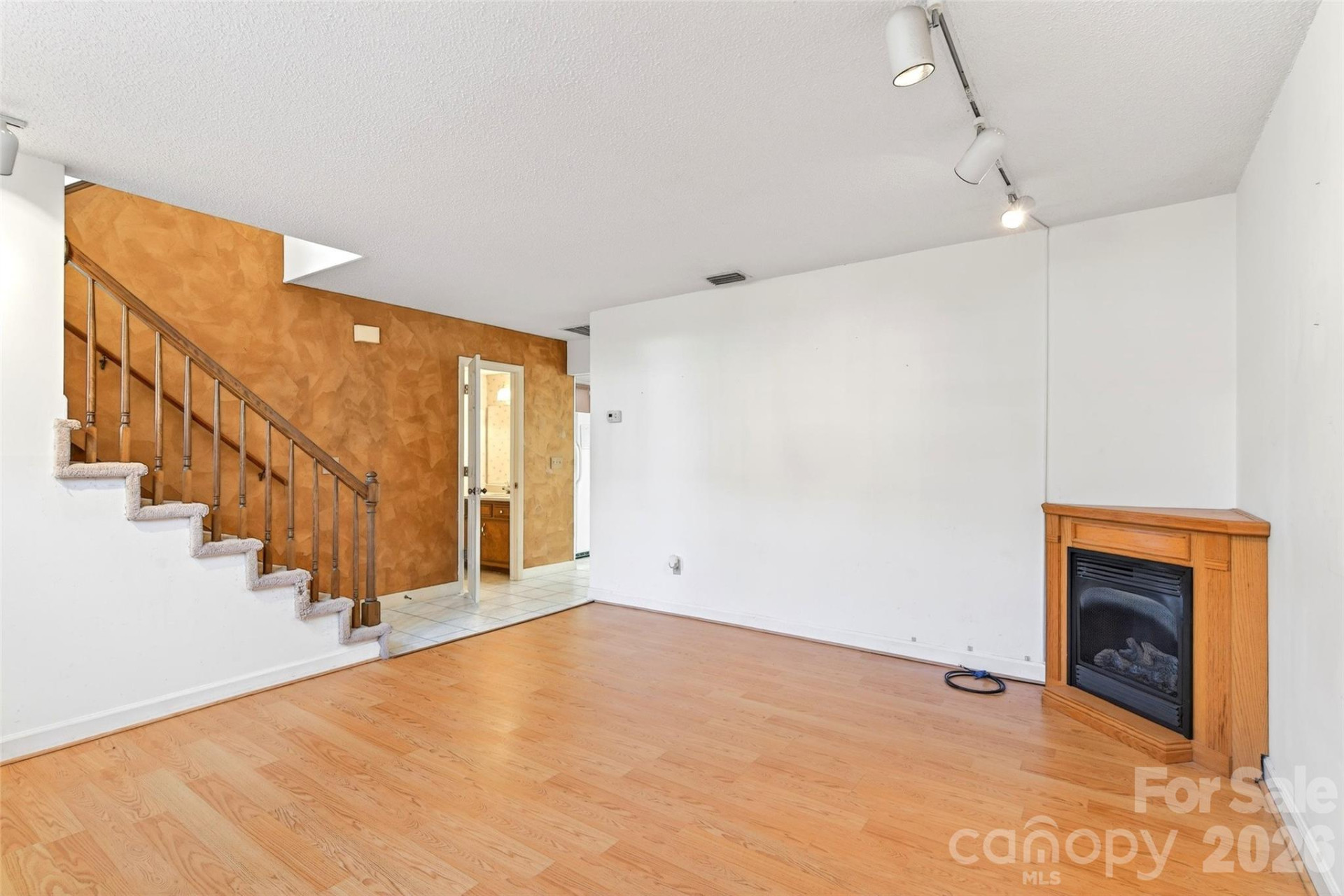 75 Laurelwood Drive #21/ 97 - Photo 8