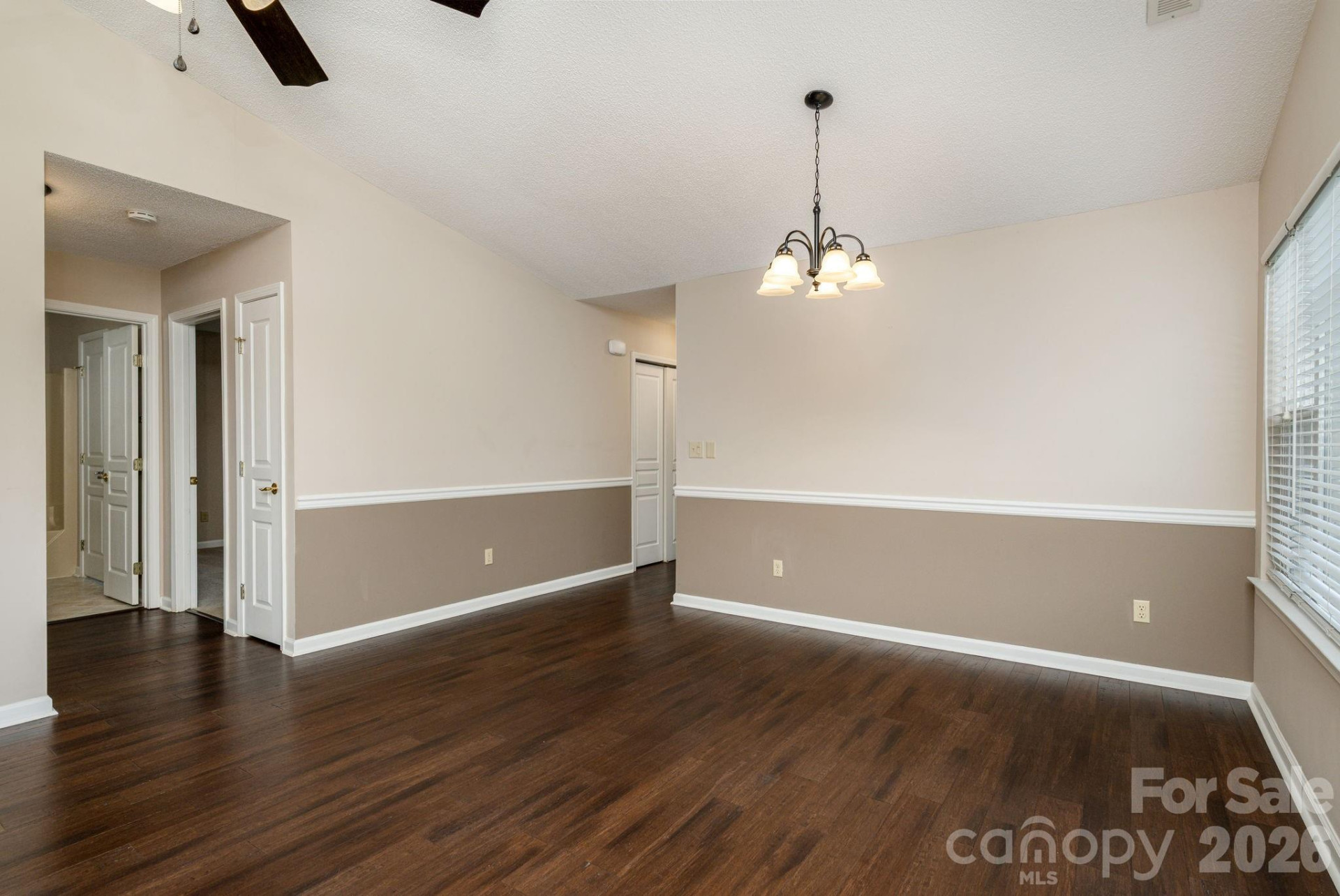 501 Fox Den Court - Photo 12