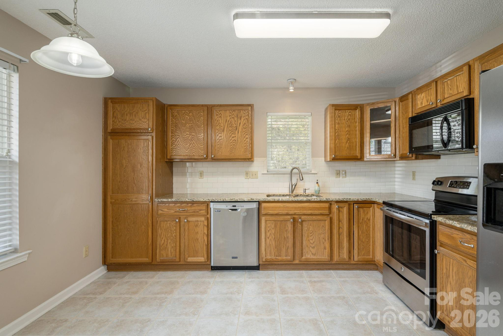 501 Fox Den Court - Photo 13
