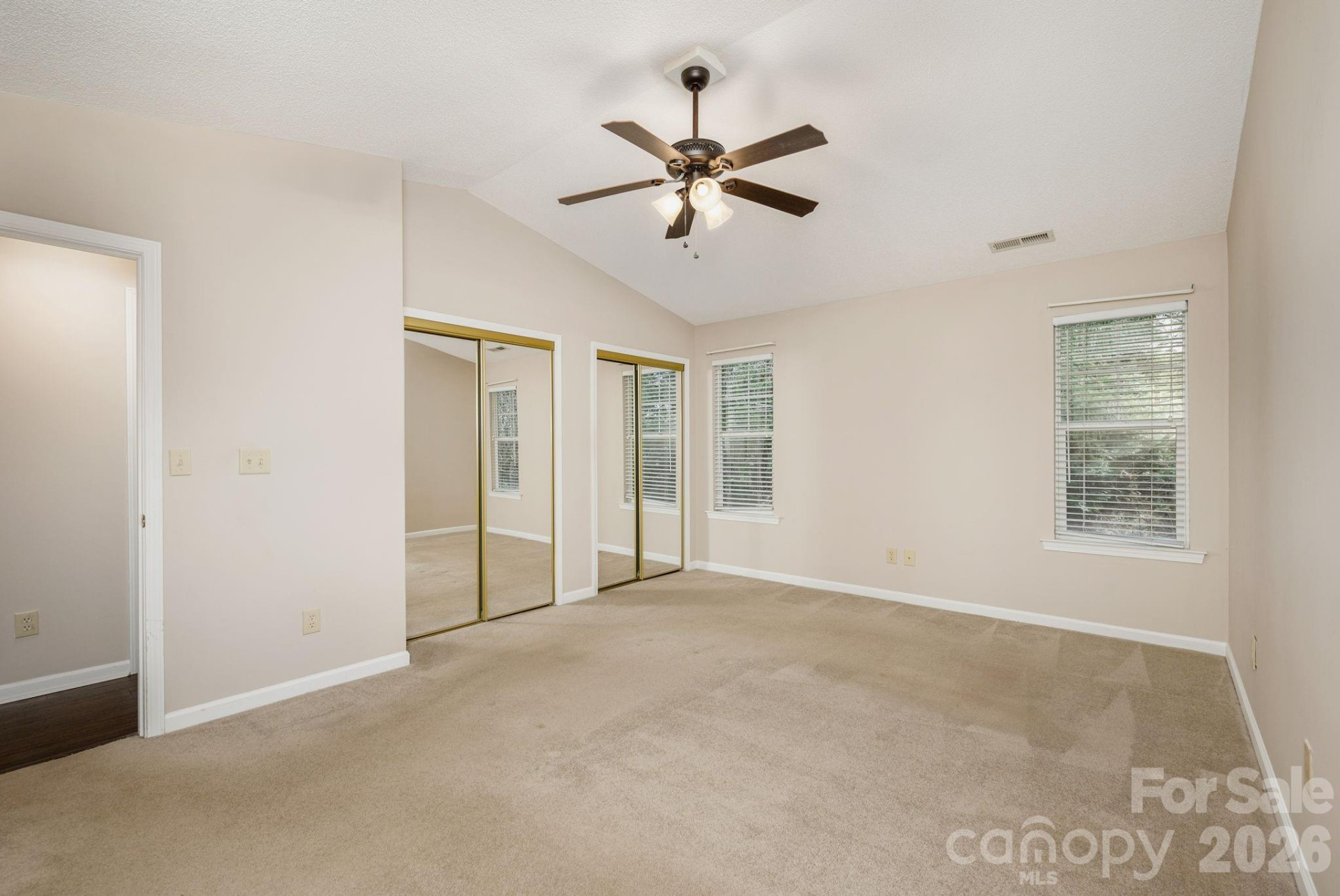501 Fox Den Court - Photo 18