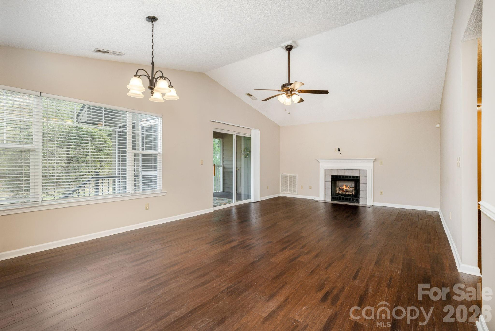 501 Fox Den Court - Photo 5