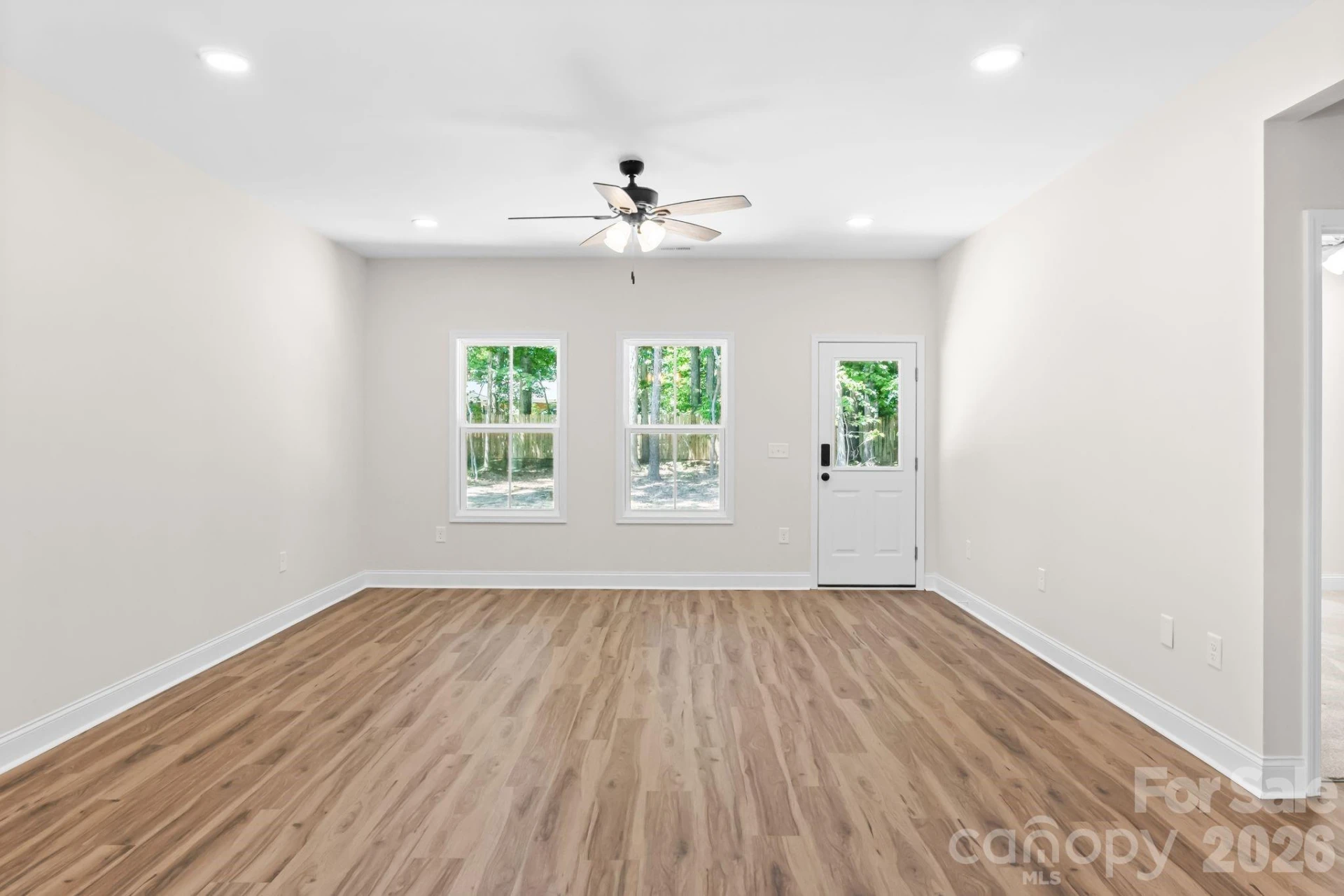 2123 Woodhurst Lane - Photo 8