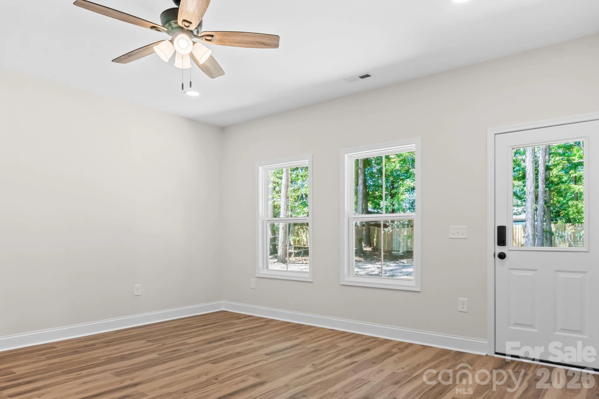 2123 Woodhurst Lane - Photo 9