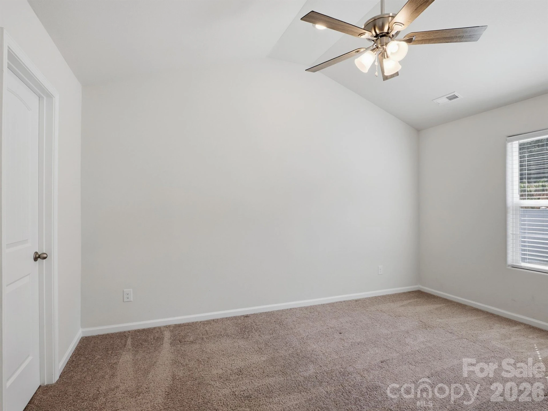 662 Lamorak Place - Photo 16