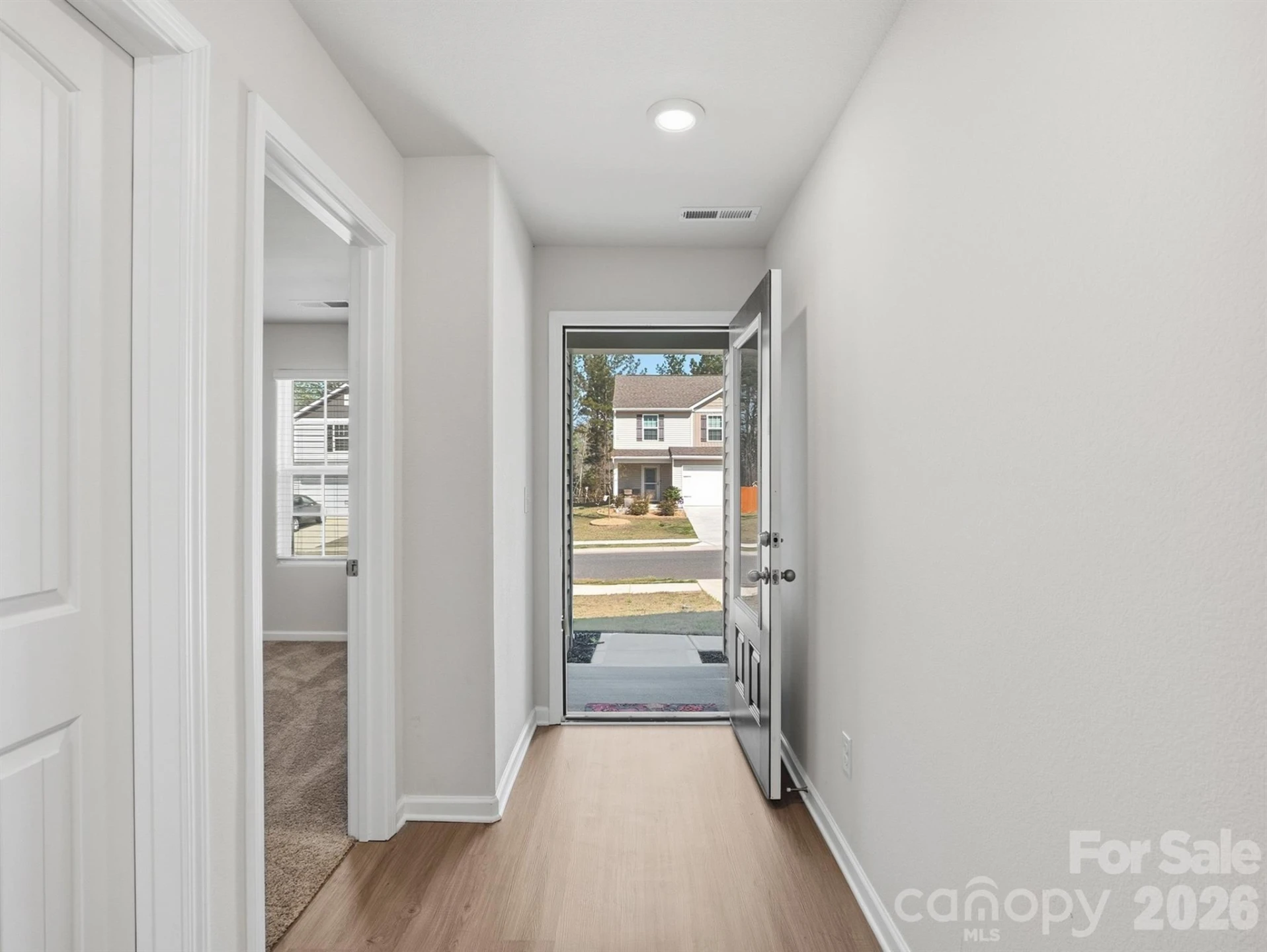 662 Lamorak Place - Photo 4